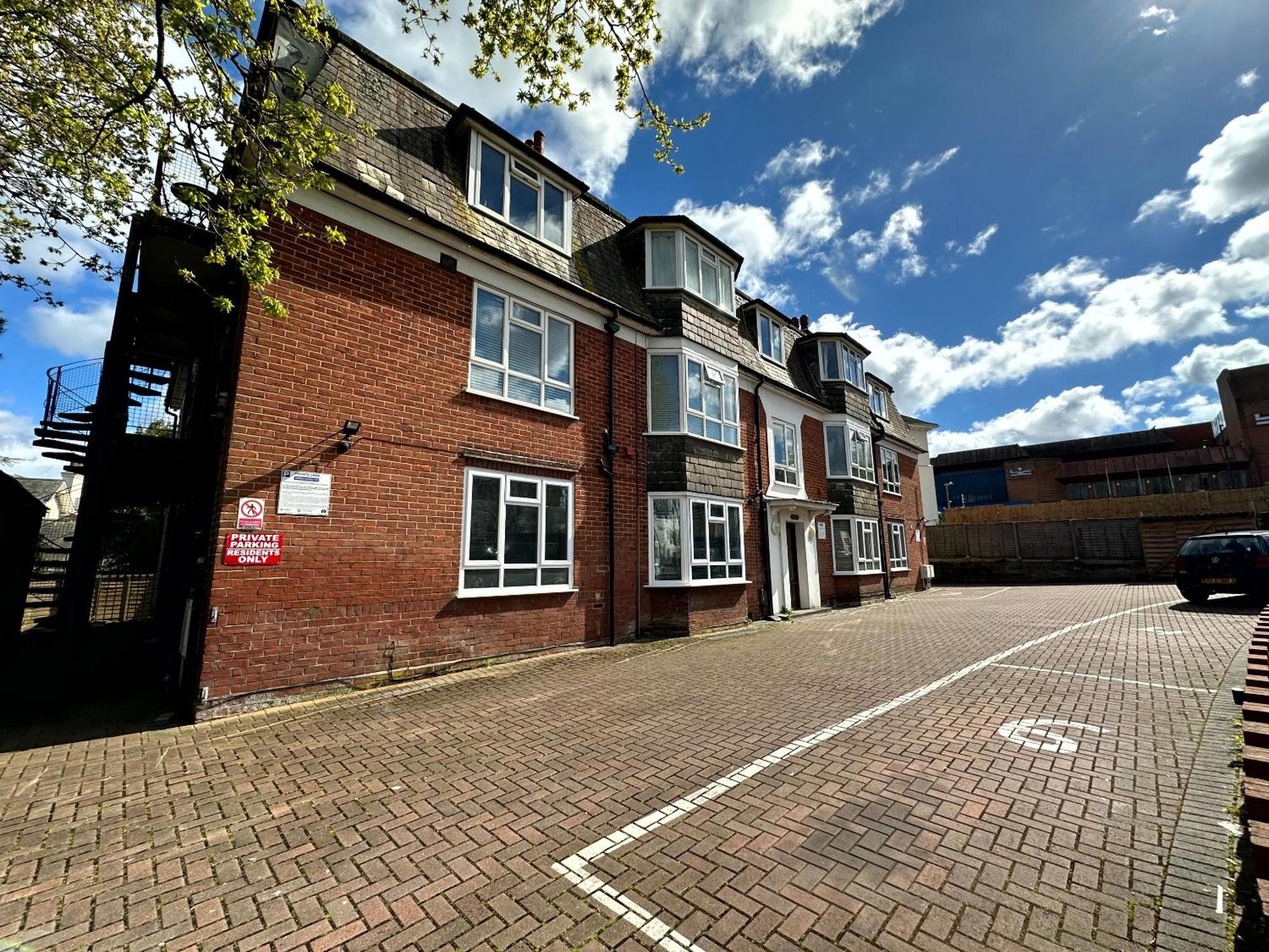 Bournemouth 3 Bedroom - Parking Екстериор снимка